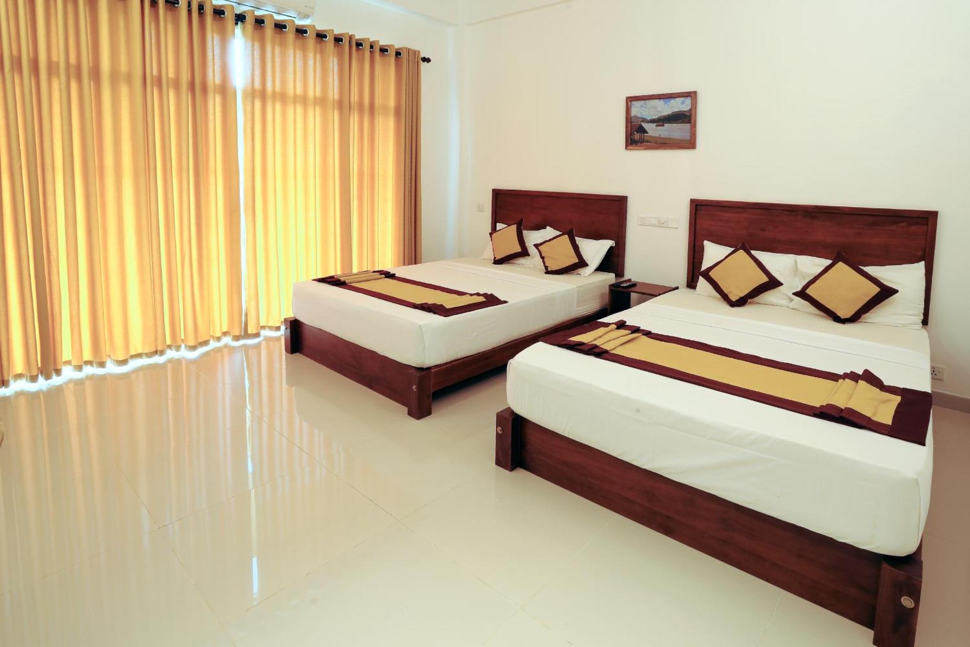 Kandy Rivers Edge Nature Resort Exterior photo
