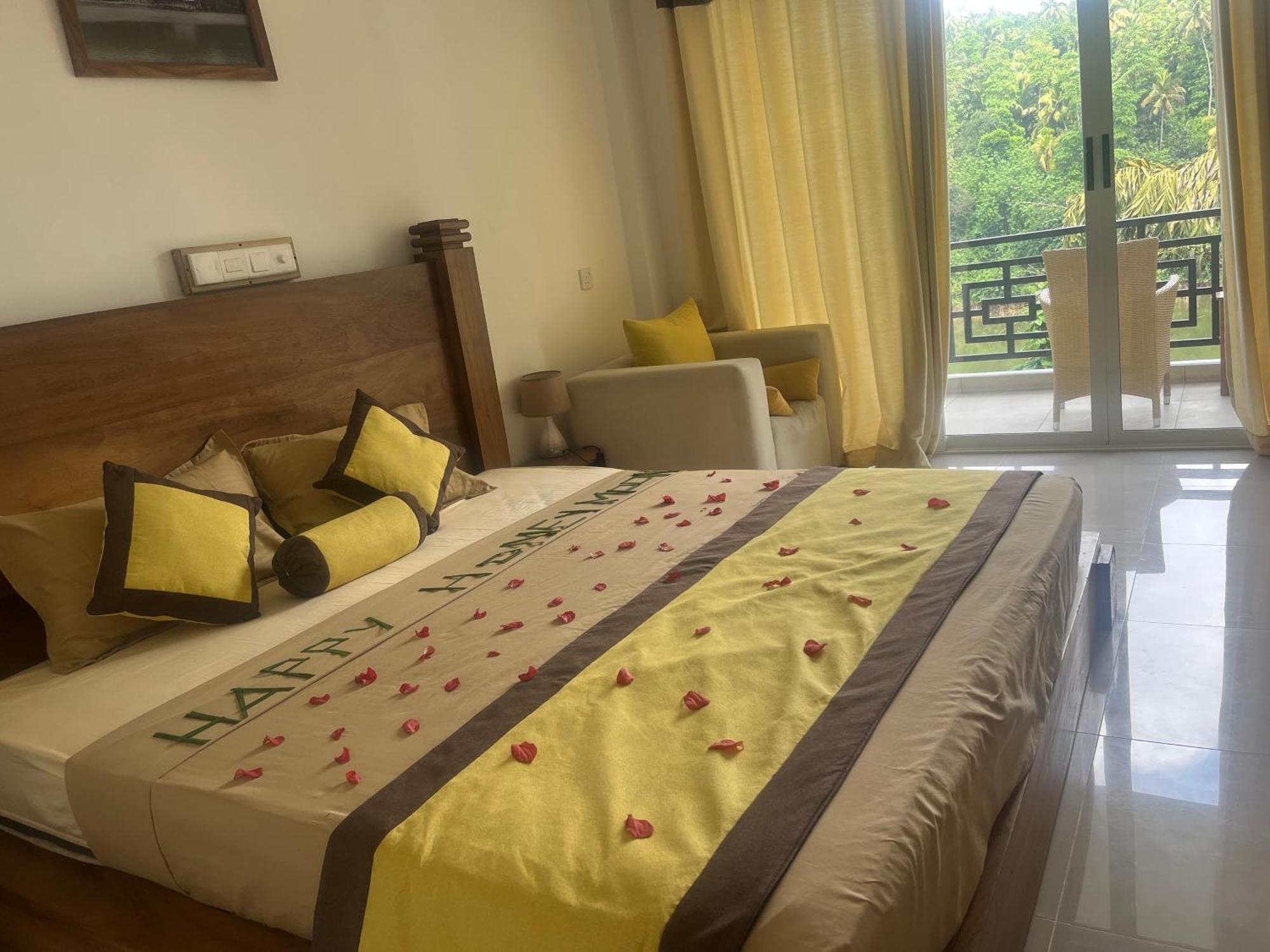 Kandy Rivers Edge Nature Resort Exterior photo